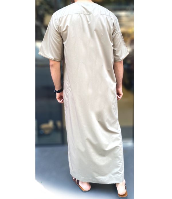 Beige Half Sleeve Bargello Thobe
