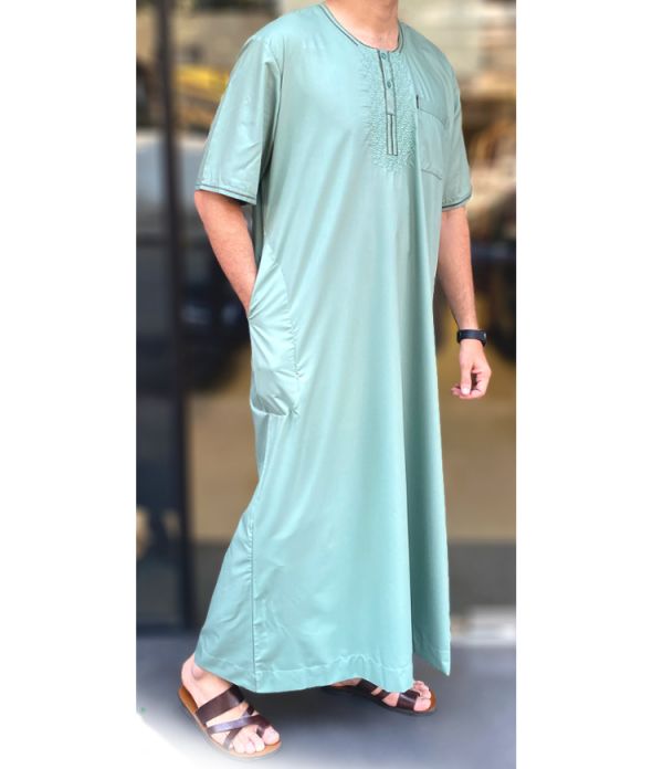 Green Half Sleeve Motif Thobe